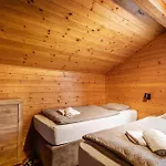 Private Summer House With Swimming Pool, Bar And Pit For Football And Volleyball Feriehus *