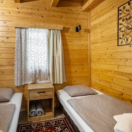 Prázdninový dům Family With Private Pool, Bar & Sports Field *